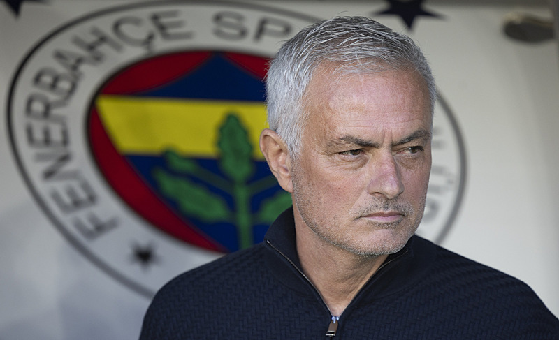 Vincezo Montella Fenerbahçe’nin başına geçecek mi? Sözleşmesinde dikkat çeken madde!