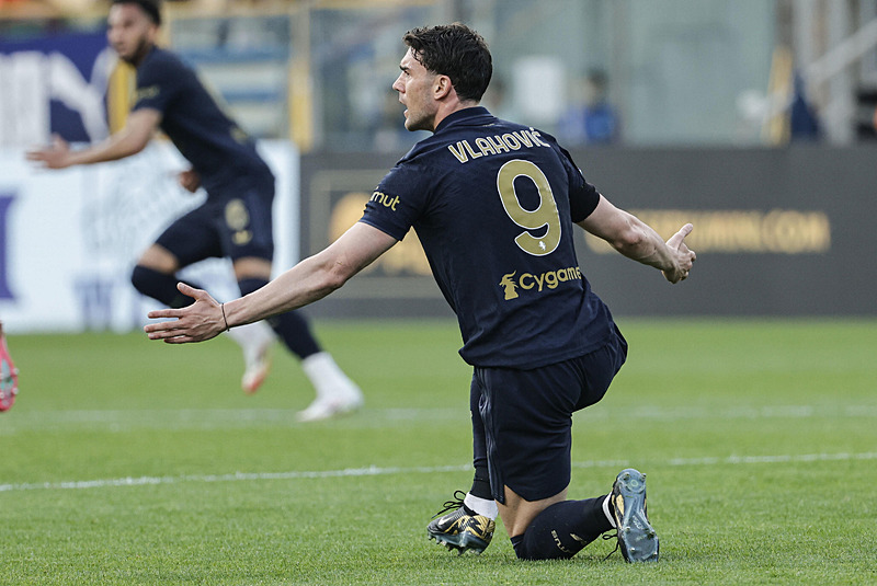 Fenerbahçe’ye Dusan Vlahovic’ten haber var! Talep edilen bonservis bedeli belli oldu