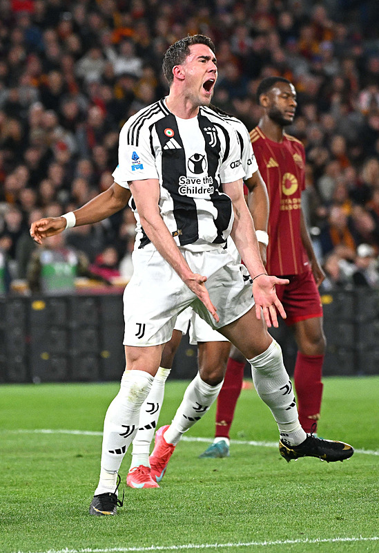 Fenerbahçe’ye Dusan Vlahovic’ten haber var! Talep edilen bonservis bedeli belli oldu