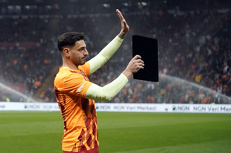 Günay Güvenç’in sözleşmesi uzatılacak mı? Galatasaray kararını verdi