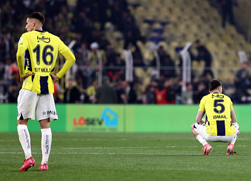 TRANSFER HABERLERİ | Jose Mourinho Fenerbahçe’den ayrılırsa iki yıldız yolcu!