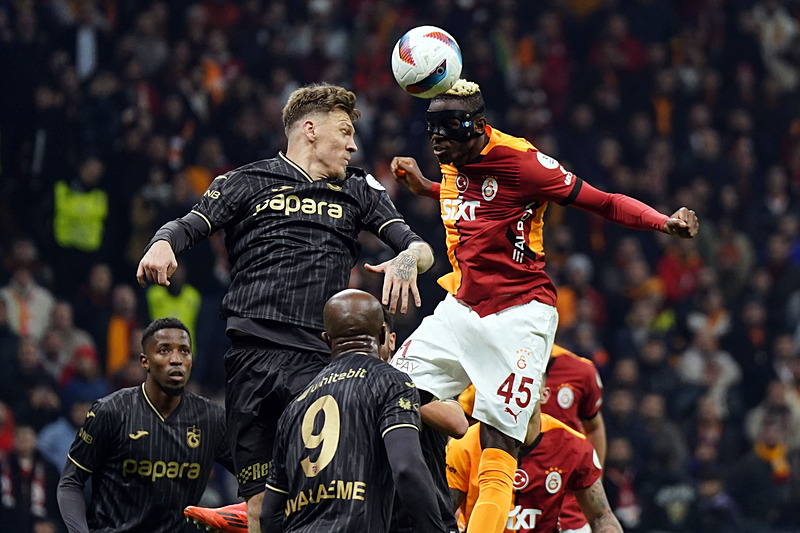 İşte Trabzonspor - Galatasaray maçının muhtemel 11’leri! Akyazı’da dev randevu
