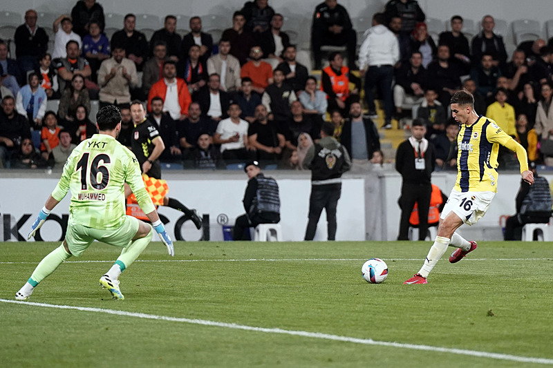 Spor yazarları RAMS Başakşehir-Fenerbahçe maçını değerlendirdi