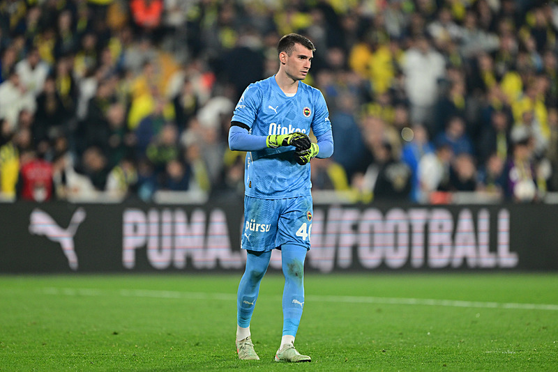 TRANSFER HABERİ: Fenerbahçe’ye 70 milyon Euro’luk kaleci! Livakovic’in yerine gelecek