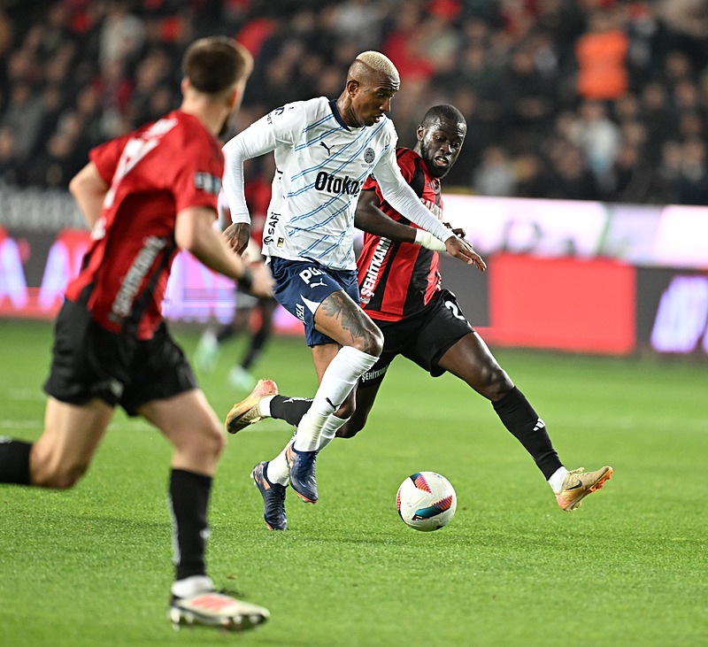 FENERBAHÇE HABERİ | Talisca’ya sürpriz talip! Transferde son durum ne?