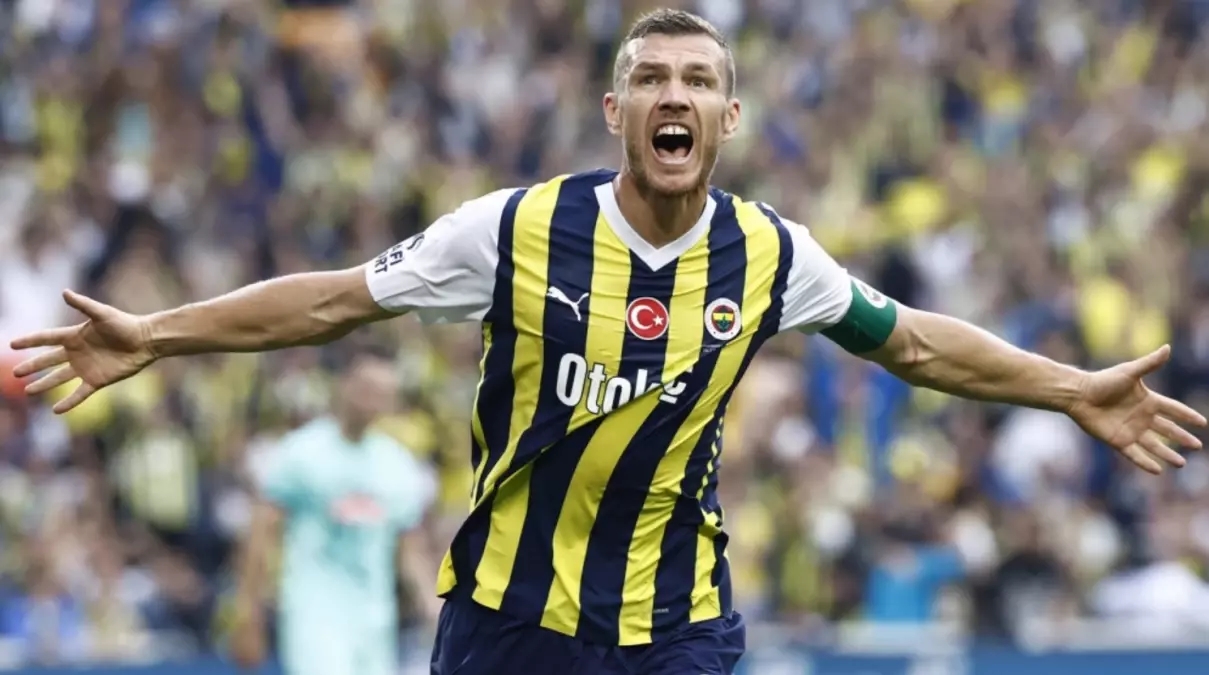 FENERBAHÇE TRANSFER HABERİ | Edin Dzeko’ya eski kulübü talip oldu! İtalyan basını duyurdu