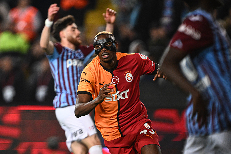 GALATASARAY HABERLERİ - Osimhen’den taraftarı mutlu eden hamle!