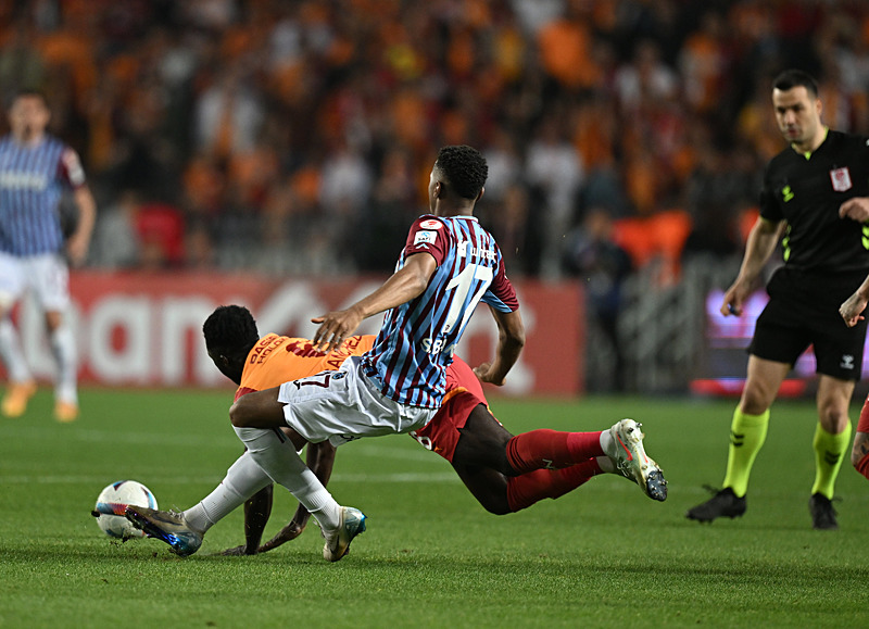 Spor yazarlarından Trabzonspor-Galatasaray Ziraat Türkiye Kupası final maçı değerlendirmeleri