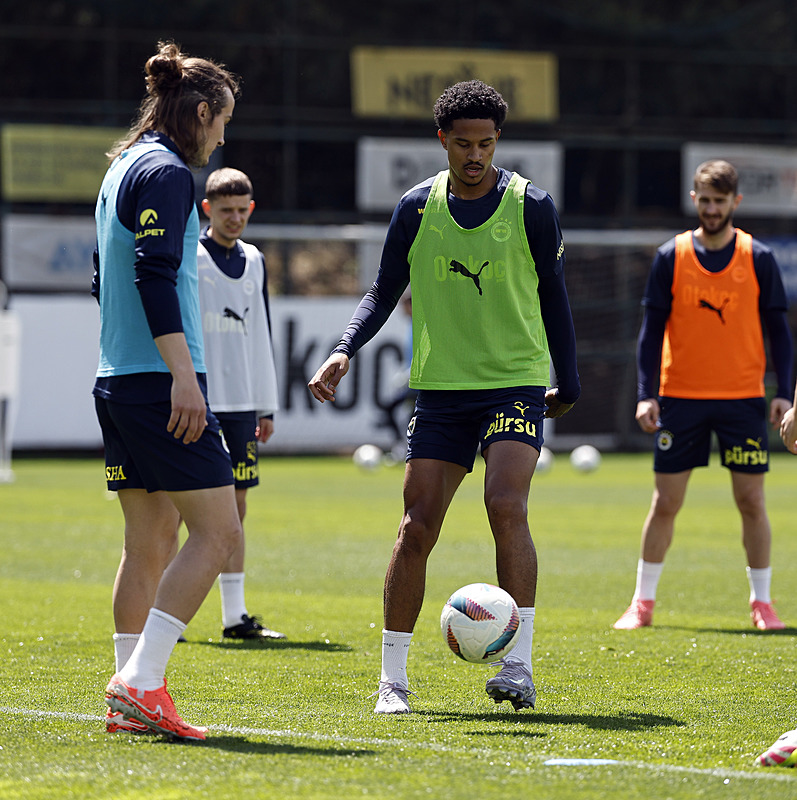 TRANSFER HABERİ - Fenerbahçe’ye dinamo orta saha! 5 takım daha devrede