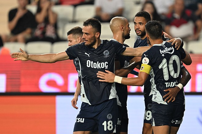 TRANSFER HABERİ: Fenerbahçeli yıldız Beşiktaş’a! İşte bonservis ücreti