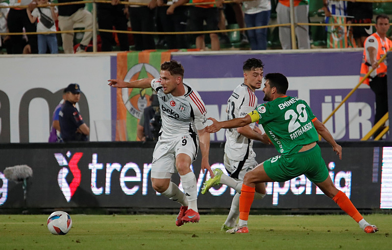 Spor yazarları Corendon Alanyaspor - Beşiktaş maçını yorumladı!