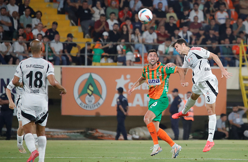 Spor yazarları Corendon Alanyaspor - Beşiktaş maçını yorumladı!