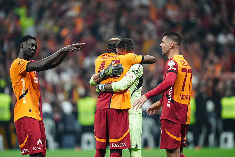 Spor yazarları Galatasaray - Bellona Kayserispor maçını yorumladı!