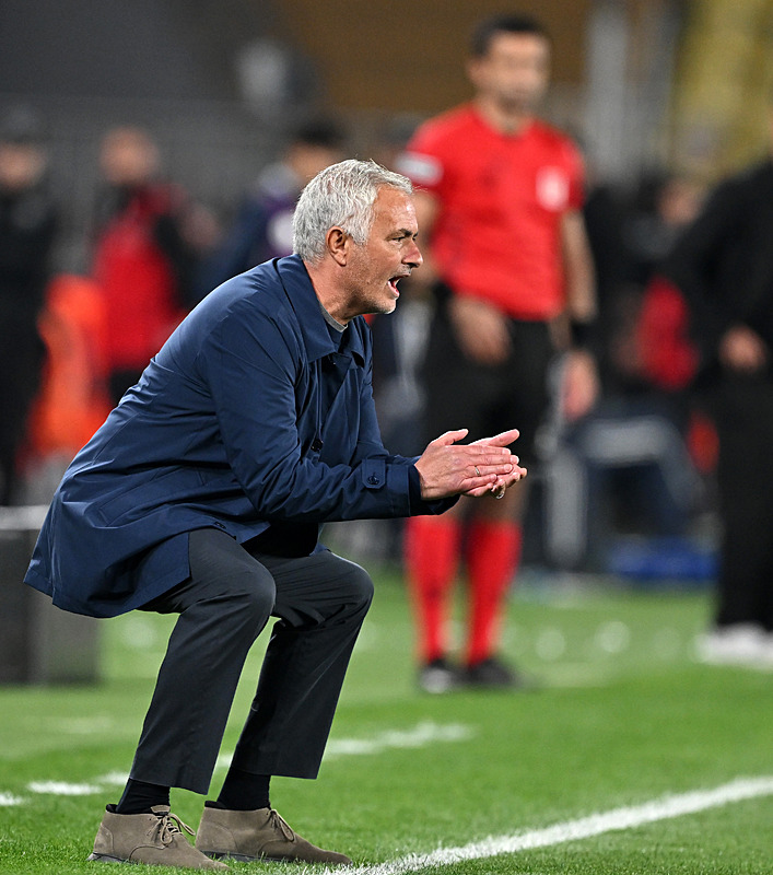 Fenerbahçe’de Jose Mourinho bilmecesi! Tazminat ödemeden ayrılık…