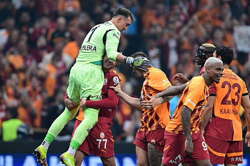 Galatasaray’dan Lunin’e resmi teklif! Transferde İngiliz rakip