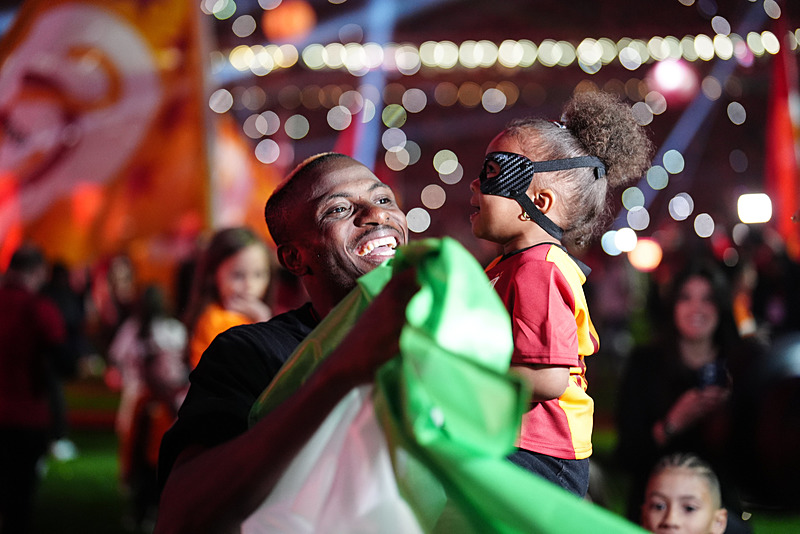 GALATASARAY TRANSFER HABERİ - Dursun Özbek açıkladı! Osimhen’e Suudi Arabistan’dan çılgın teklif