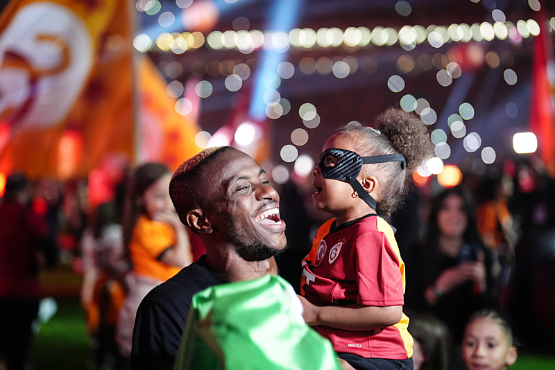 GALATASARAY TRANSFER HABERİ - Dursun Özbek açıkladı! Osimhen’e Suudi Arabistan’dan çılgın teklif