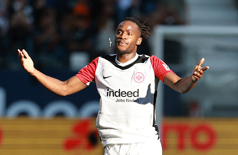 Galatasaray’dan kutlamalara sürpriz davet! O iki isim de çağrıldı
