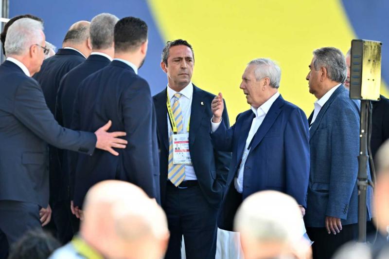 FENERBAHÇE HABERİ | İşte Ali Koç ile Aziz Yıldırım arasında yaşanan diyalog!