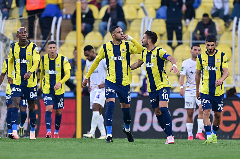TRANSFER HABERLERİ | Fenerbahçe’de yaprak dökümü! 7 isimle yollar ayrılacak
