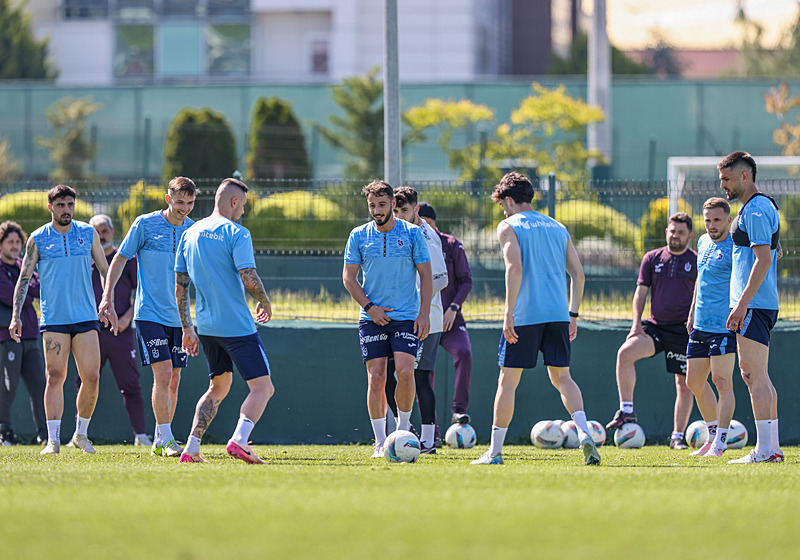 TRANSFER HABERİ - Trabzonspor’un yıldızı için transfer savaşı! İşte talep edilen rakam