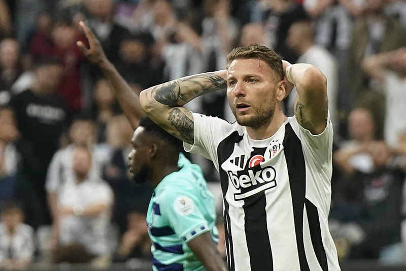 Spor yazarlarından Beşiktaş-Çaykur Rizespor maçı sonrası yorumlar!