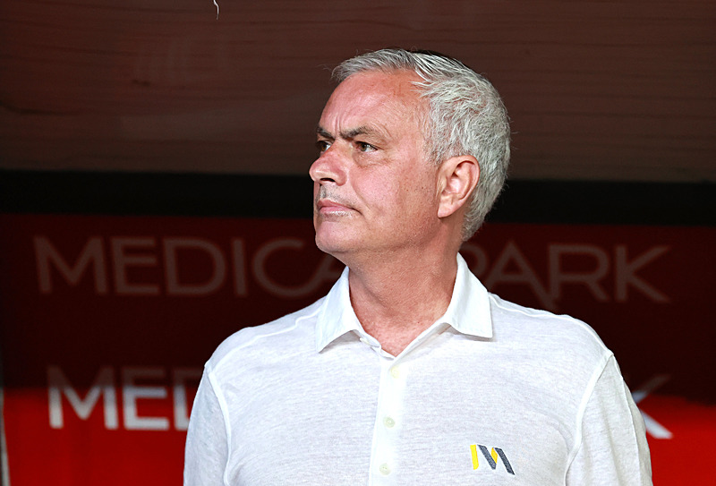 FENERBAHÇE HABERİ - Mourinho’ya sürpriz teklif! İşte Portekizli hocaya önerilen maaş