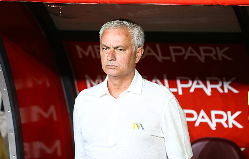 Fenerbahçe’nin planı belli oldu! İşte Mourinho’nun yerine gelecek isim