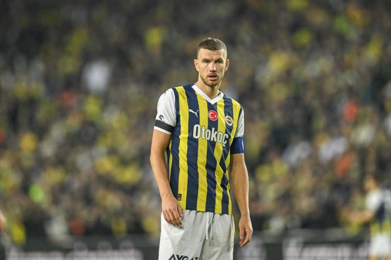 FENERBAHÇE TRANSFER HABERLERİ | Edin Dzeko’nun yeni adresini duyurdular!