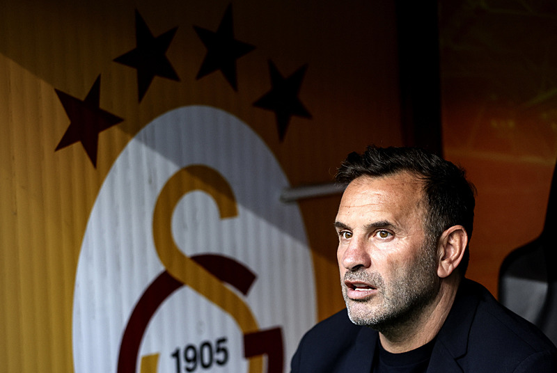 Galatasaray’dan Okan Buruk’a rekor maaş!