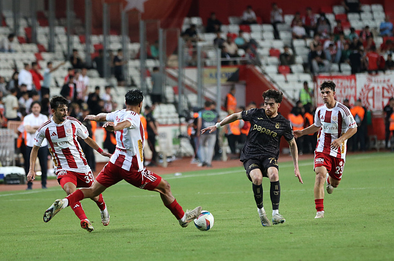 Onvo Antalyaspor-Trabzonspor maçının ardından flaş değerlendirme