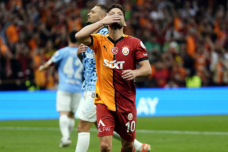 Spor yazarları Galatasaray - RAMS Başakşehir maçını değerlendirdi