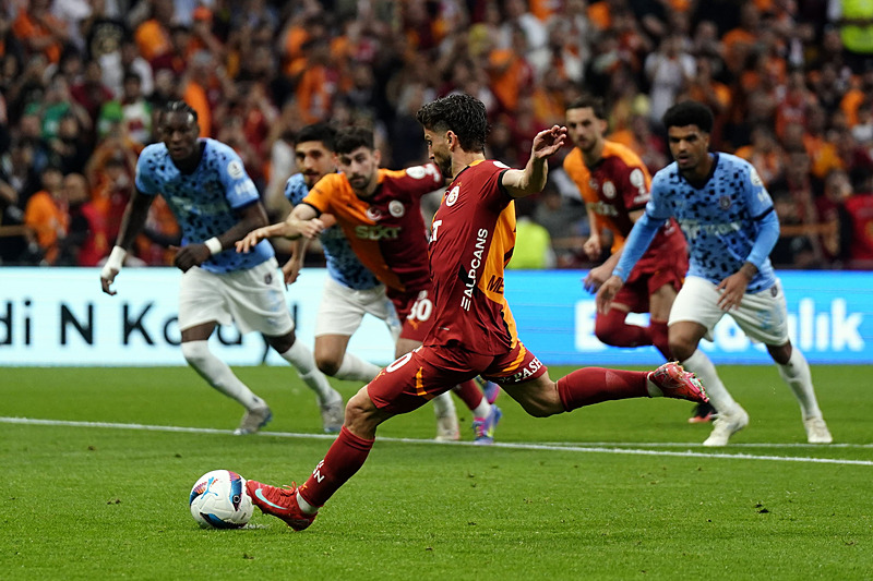 Spor yazarları Galatasaray - RAMS Başakşehir maçını değerlendirdi