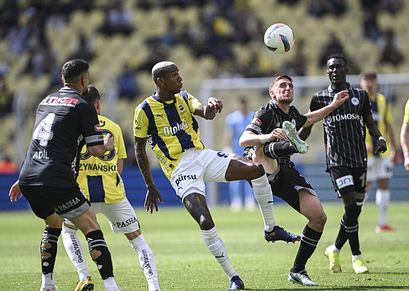 Spor yazarları Fenerbahçe-Tümosan Konyaspor maçını değerlendirdi