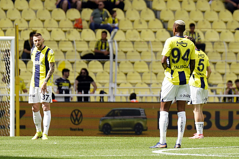 Spor yazarları Fenerbahçe-Tümosan Konyaspor maçını değerlendirdi