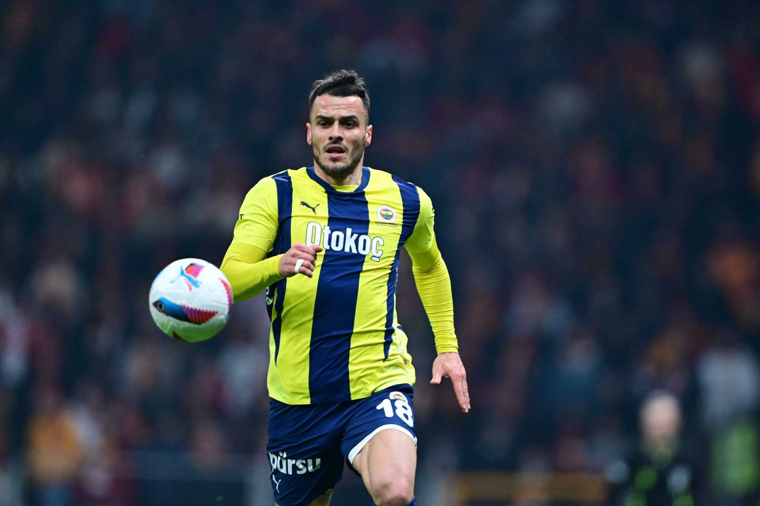 TRANSFER HABERİ | Fenerbahçe’den sol bek bombası!