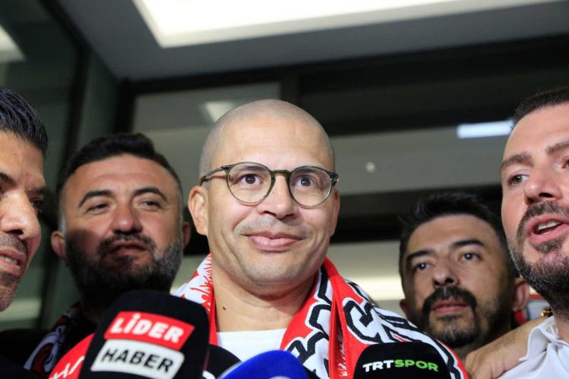 Fenerbahçe’de Alex de Souza sürprizi! Kulübe geri mi dönüyor?