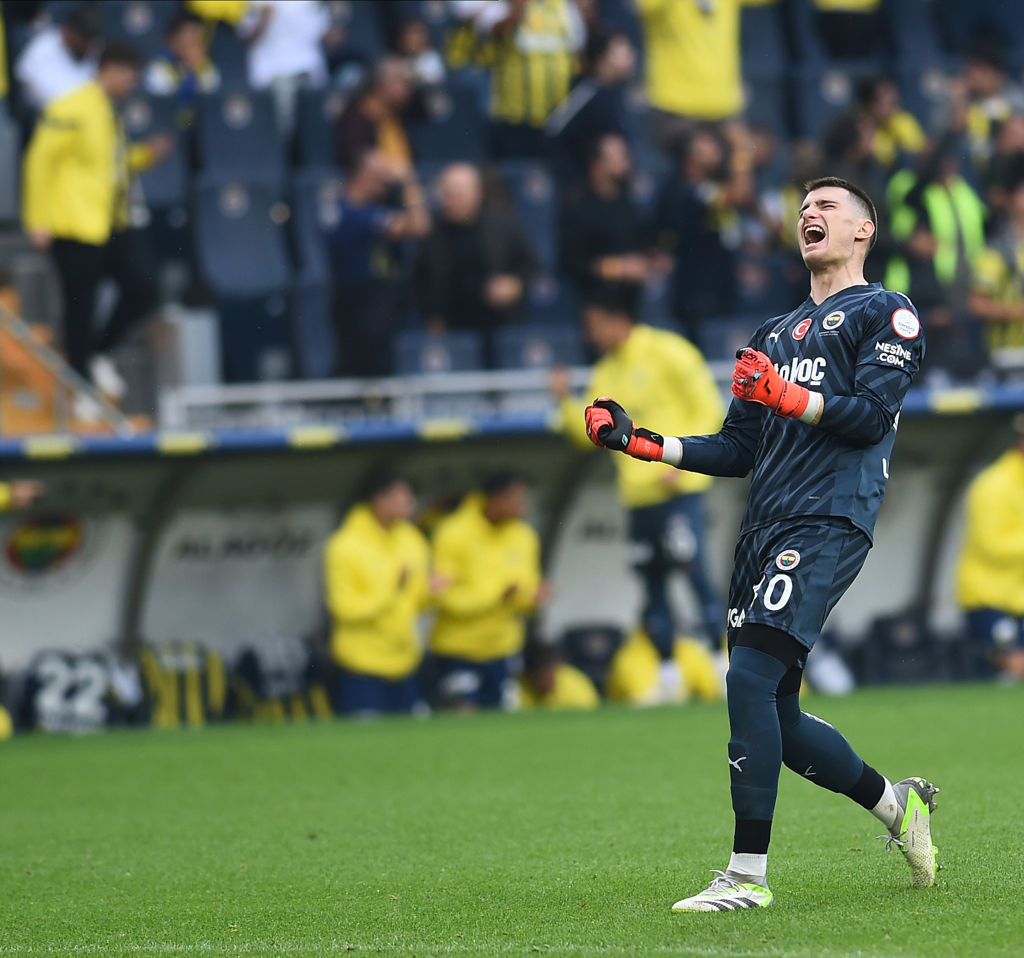 Dominic Livakovic Fenerbahçe’den ayrılacak mı?