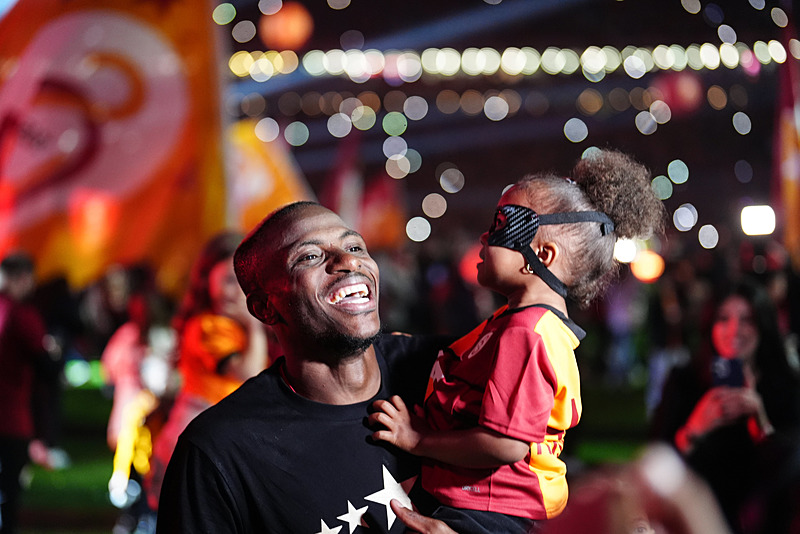 Galatasaray’a Victor Osimhen müjdesi! Transferde flaş gelişme