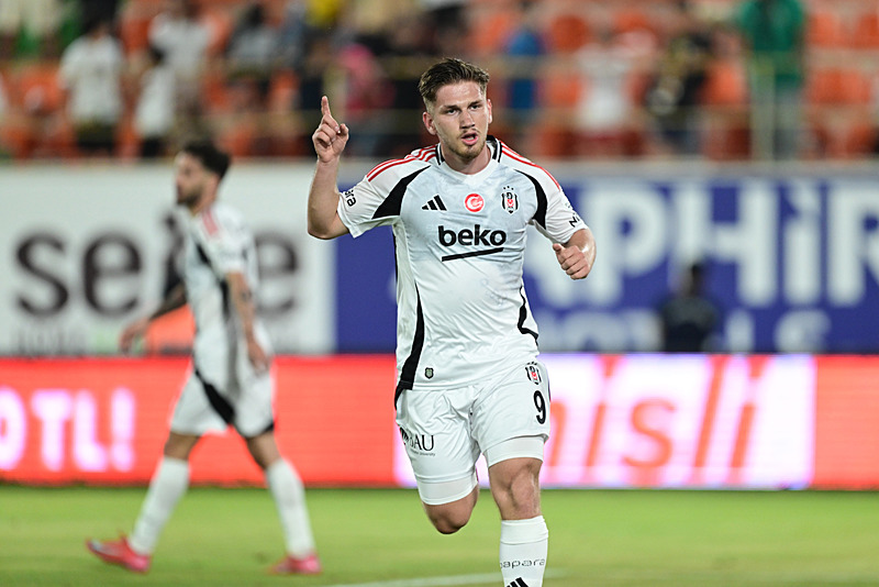 Semih Kılıçsoy’a Hollanda ekibi talip oldu! Beşiktaş’tan flaş transfer kararı