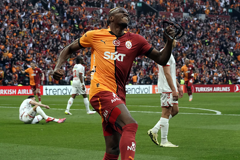 TRANSFER HABERİ: Osimhen’den Galatasaraylılara müjde! Transfer kapandı