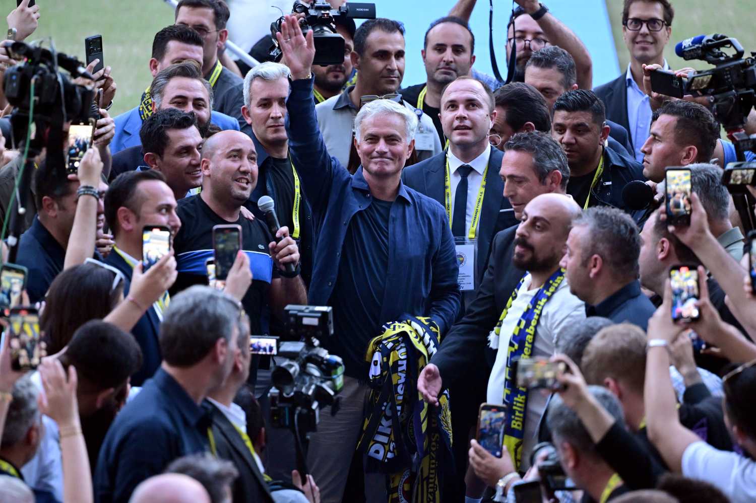 Fenerbahçe’den transferde Viktor Gyökeres bombası!