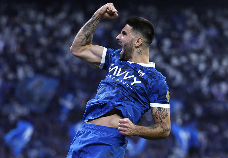 TRANSFER HABERİ - Fenerbahçe’den görülmemiş takas! En-Nesyri gidecek Mitrovic gelecek