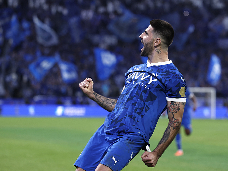 TRANSFER HABERİ - Fenerbahçe’den görülmemiş takas! En-Nesyri gidecek Mitrovic gelecek