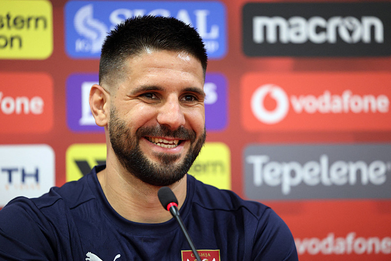 TRANSFER HABERİ - Fenerbahçe’den görülmemiş takas! En-Nesyri gidecek Mitrovic gelecek