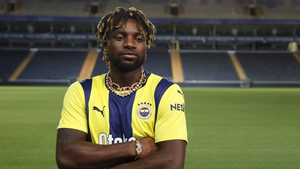 FENERBAHÇE HABERLERİ | Allan Saint-Maximin’den geleceği için radikal karar!