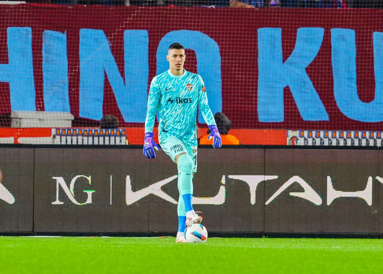 Galatasaray Berke Özer’i bitiriyor!