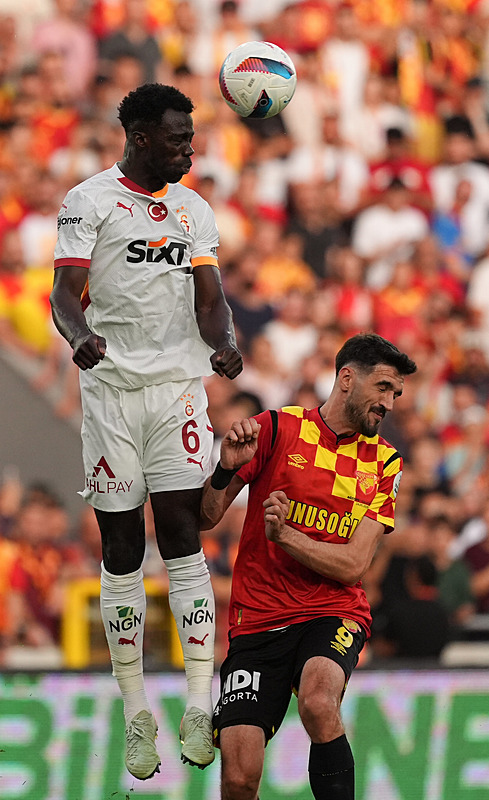 TRANSFER HABERLERİ | Galatasaray’da yıldız isimle anlaşma tamam!
