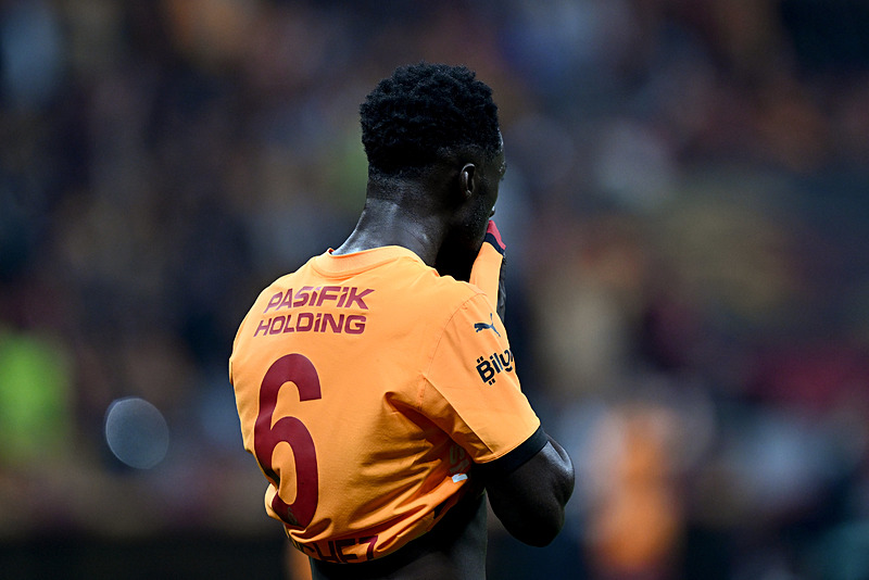 TRANSFER HABERLERİ | Galatasaray’da yıldız isimle anlaşma tamam!
