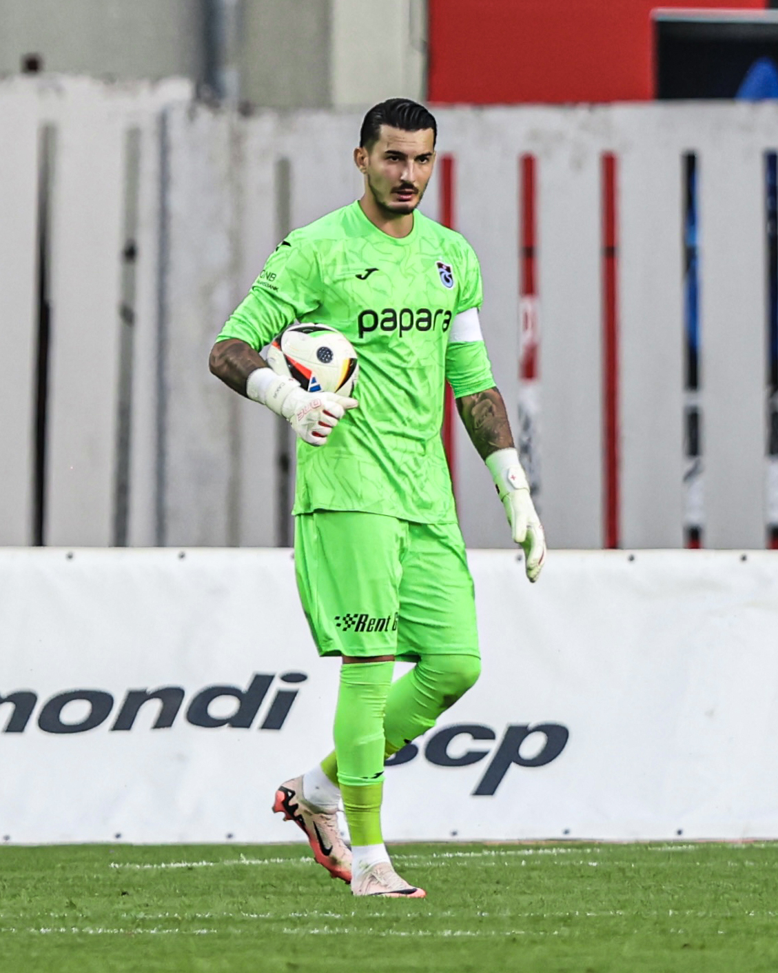 TRANSFER HABERİ: Monaco Uğurcan için Trabzonspor’a yaptığı tekllifi yükseltti